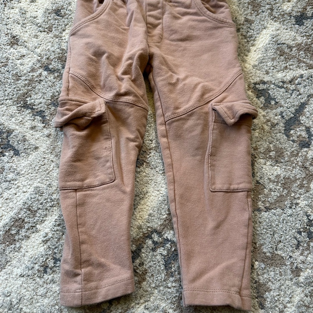 Boys 2T Cat & Jack jogger and jeans bundle - Picture 2 of 6